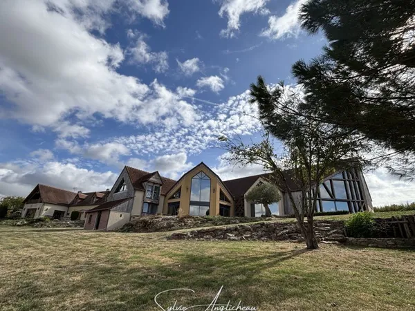 Vue panoramique - Domaine de 834m² sur 5,8 ha - Piscine intérieure