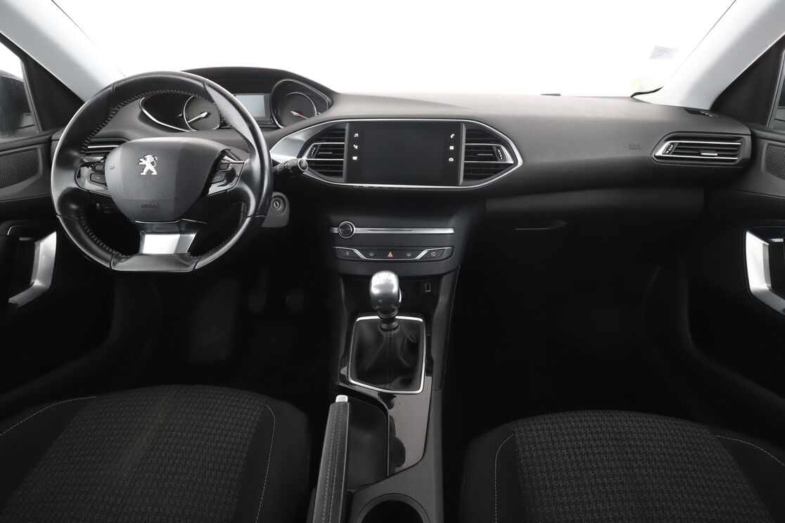 Peugeot 308 SW 1.5 Blue-HDi Active Business — photo 11