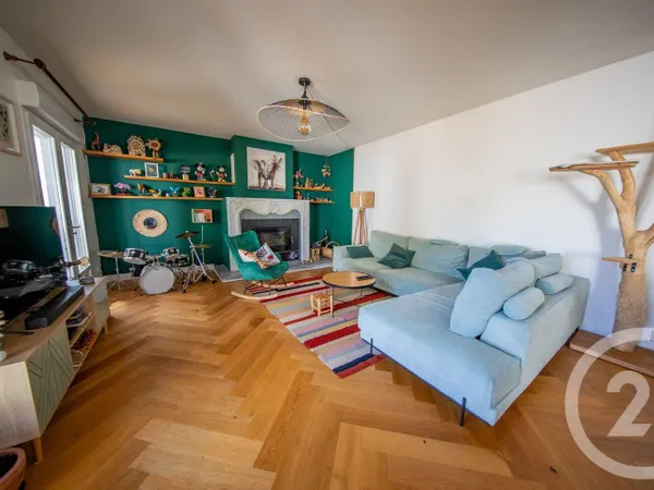 Maison 7 pièces 146 m²