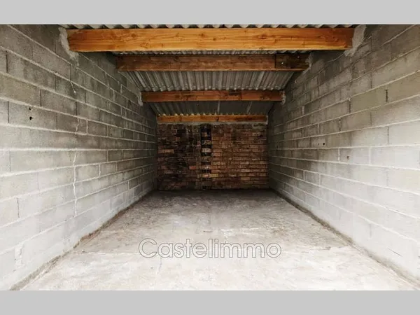 Parking 15 m²