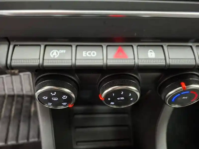 Renault Clio blue dci 100 ch gsr2 — photo 139