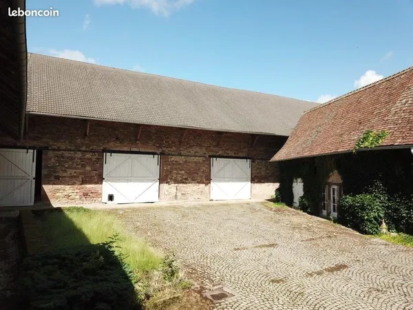 Parking/box 100 m² Crastatt