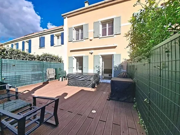 Maison 5 pièces 141 m²