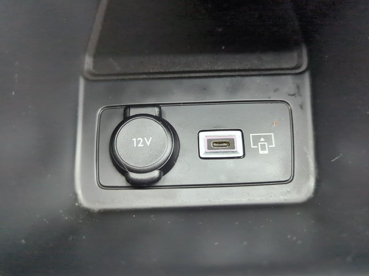 Peugeot 308 bluehdi 130ch s&s eat8 allure pack — photo 28