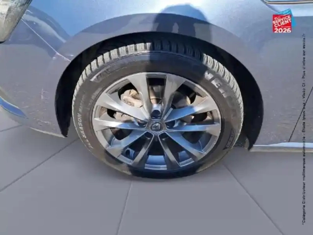 Renault Megane 1.5 dci 110ch energy limited — photo 11