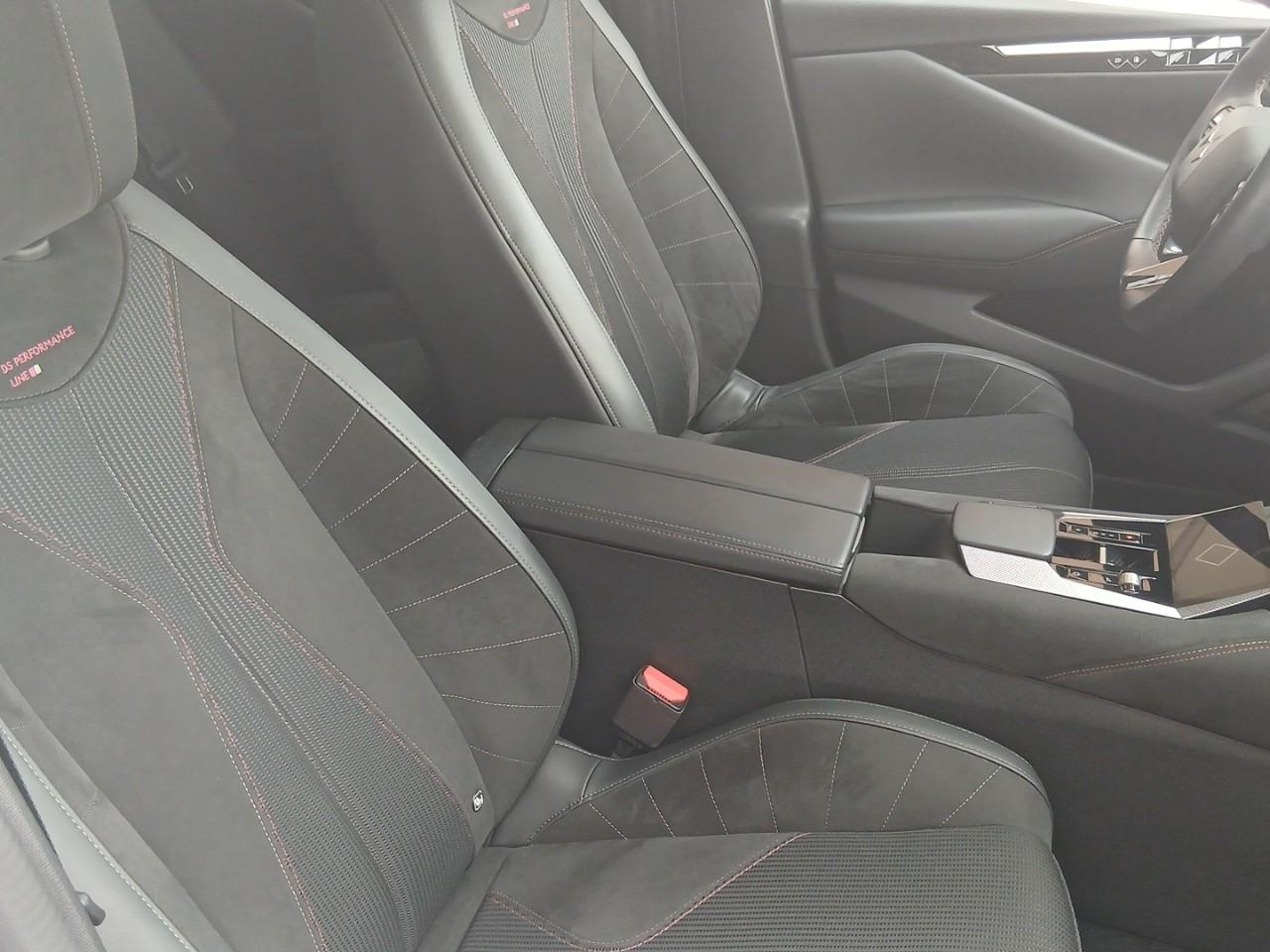 Ds Ds 4 bluehdi 130 eat8 performance line+ — photo 18