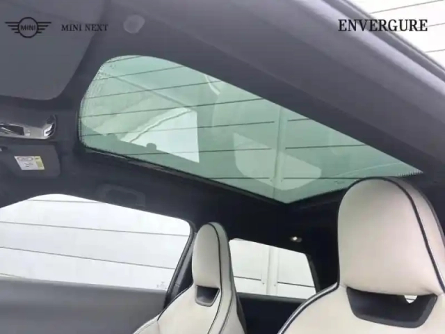 Mini Cooper 3 portes se 218ch favoured — photo 12