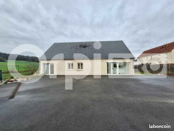 Bureau 150 m²
