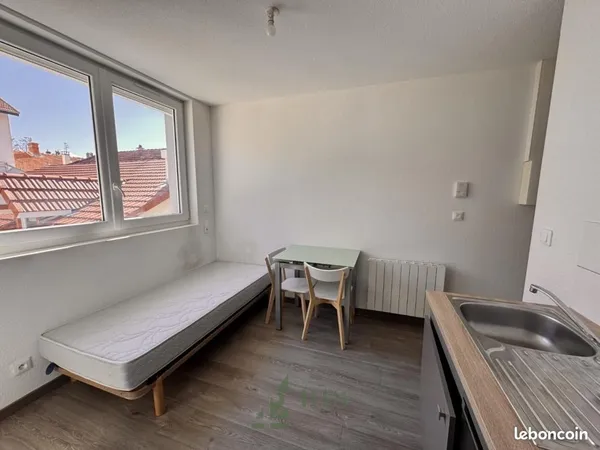 Studio 1 pièce 15 m²