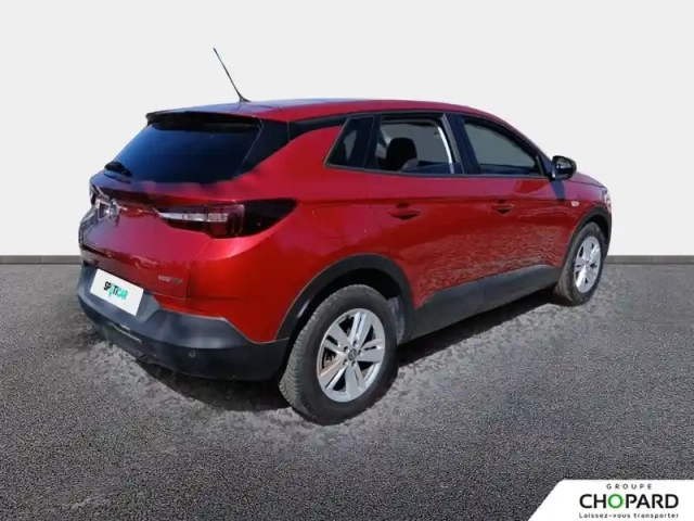 Opel Grandland X 1.2 turbo 130 ch — photo 8