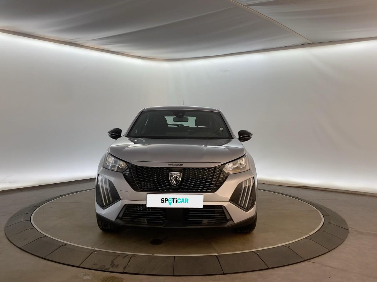Peugeot 2008 hybrid 145 e-dcs6 style — photo 2