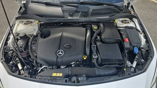 Mercedes Classe CLA 2.1 200 136 7G-DCT - Starlight – 2019 – 109524 km – Diesel – Boîte Automatique — photo 27