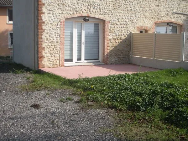 CHATEAUNEUF/Isère LOUE MAISON de 45M2 + GARAGE
