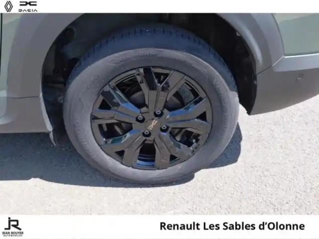 Dacia Jogger 1.0 eco-g 100ch extreme+ 7 places -24 — photo 8