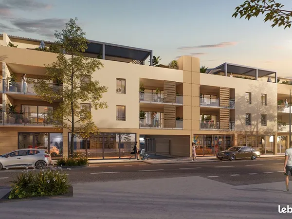 Local 279 m² CHARNAY LES MACON