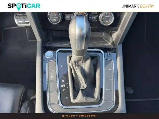 Volkswagen Arteon 2.0 tdi evo 150ch r-line dsg7 — photo 14