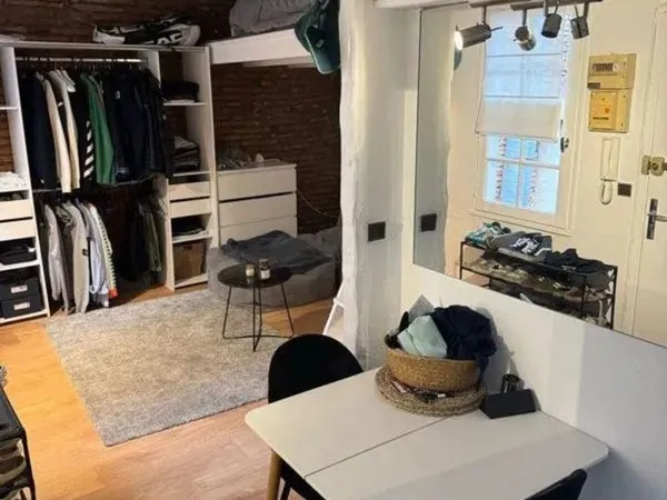 Bel appartement meublé 25m² refait à neuf