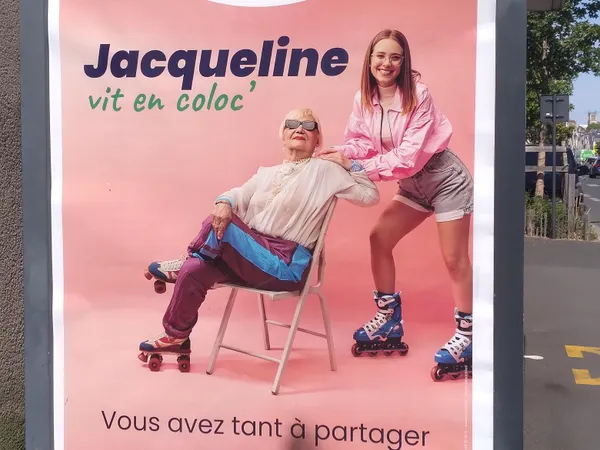 Loue chambre en colocation chez habitant senior - Autre