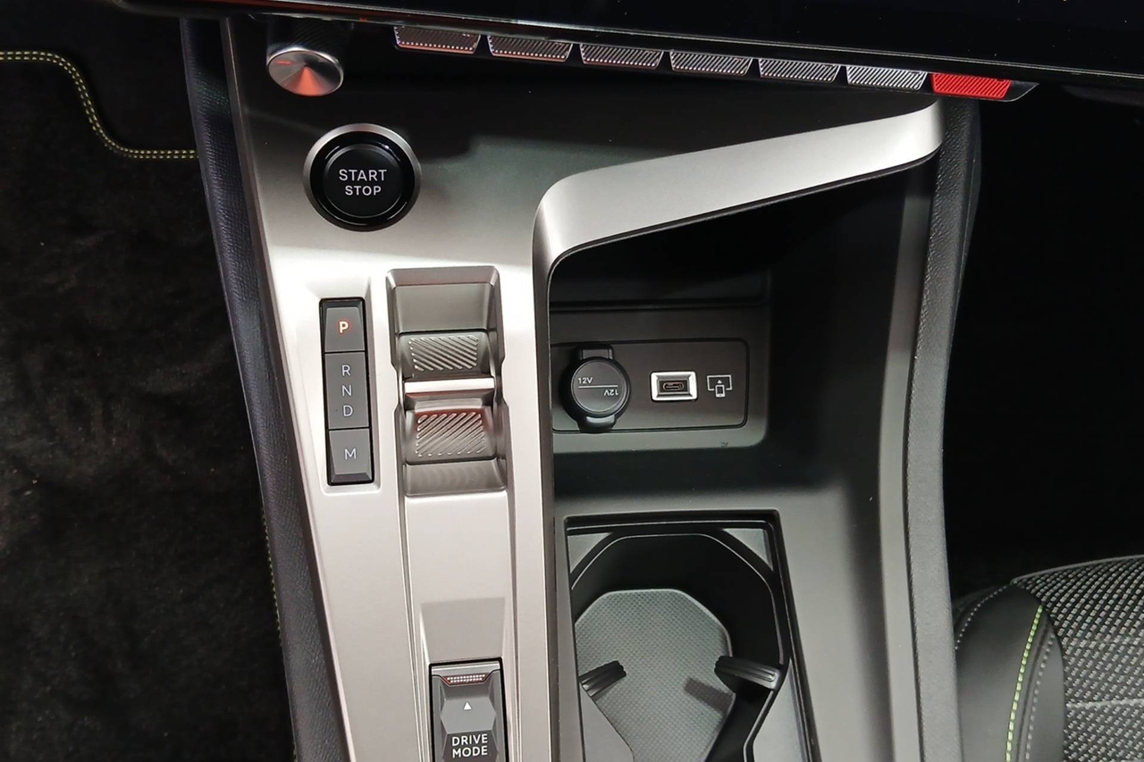 Peugeot 308 — photo 16