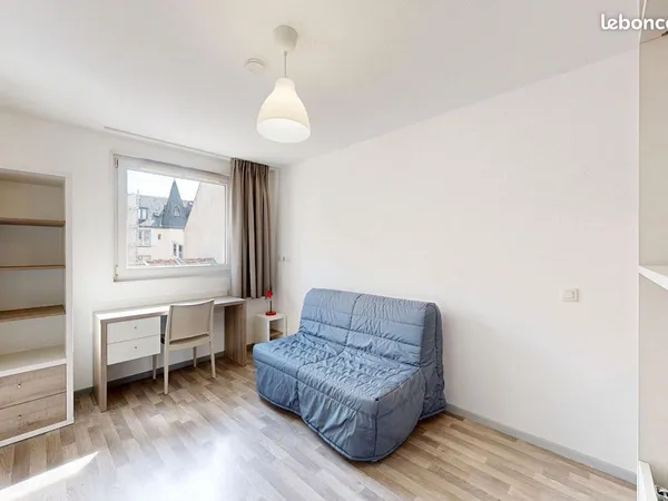 Studio 1 pièce 19 m²