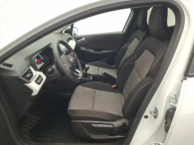 Renault Clio tce 90 — photo 26