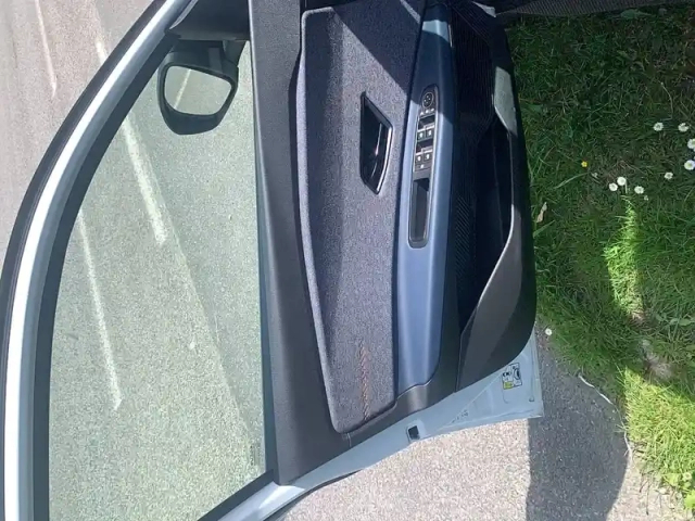 Renault 4 renault  e-tech electrique 150 ch autonomie confort — photo 11