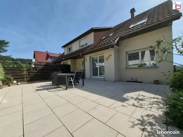 Maison 6 pièces 122 m²