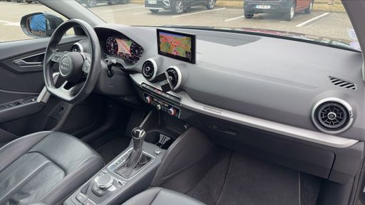Audi Q2 35 TFSI 150 S tronic 7 - Design Luxe – 2020 – 63657 km – Essence – Boîte Automatique — photo 16