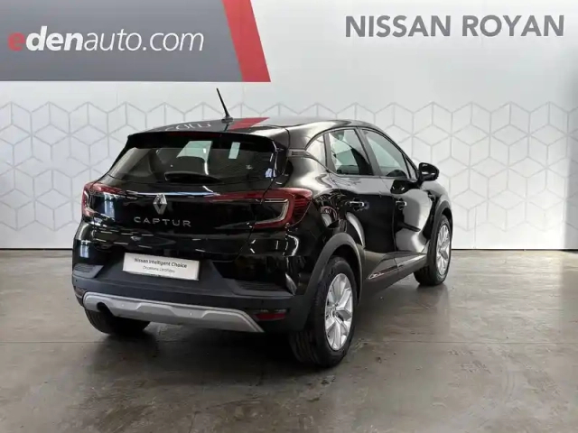Renault Captur blue dci 115 edc — photo 5