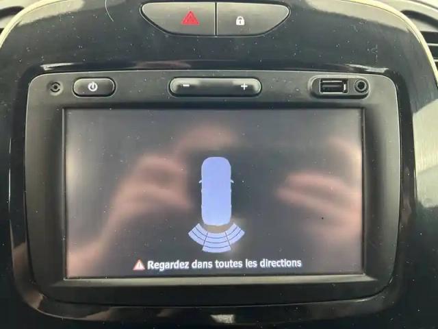 Renault Captur tce 120 energy — photo 32