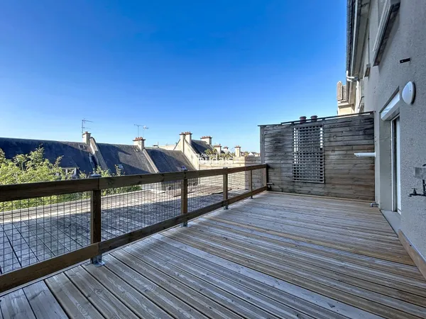 Appartement 6 pièces 166 m²