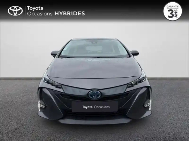 Toyota Prius rechargeable 122h dynamic pack premium mc19 — photo 5