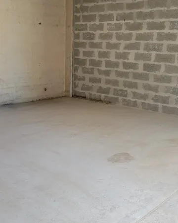 Garage entrepôt 52 m2 à vendre VILLENEUVE SUR LOT, 3 places, idéal camping-car