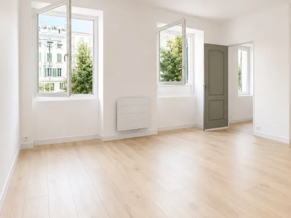 MARSEILLE OPÉRA - VIEUX-PORT | T2 Rénové 39 m2 | DPE B | Emplacement Premium