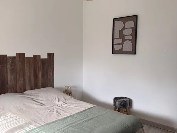 Biganos - Chambre meublée avec salle d'eau privative - 650 CC