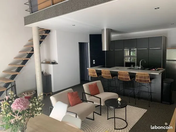 Appartement Triplex style loft Montélimar