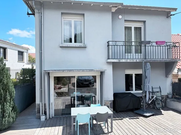 Maison 135 m² - 4 chambres - terrain 764 m² - Ceyrat