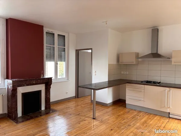 À LOUER - Appartement rénové de 46 m2 - saint-etienne