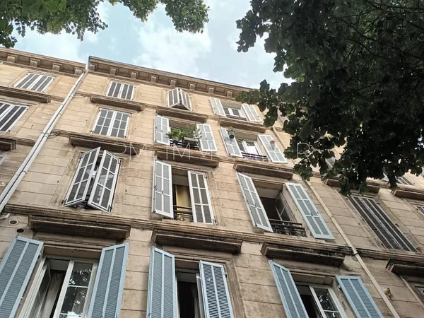 LES TOITS DE LONGCHAMP