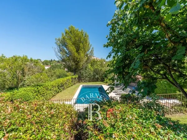 CABRIES - VILLA 200m² - 4 CHAMBRES - JARDIN 2000m² - PISCINE -