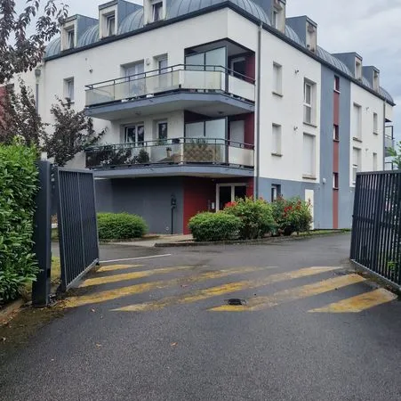 Bel appartement T3 (bail en cours)