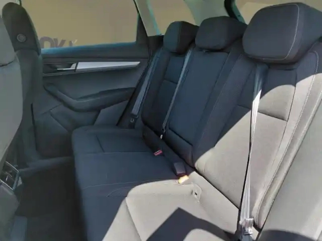 Skoda Karoq 1.5 150 ch ambition bm6 — photo 14