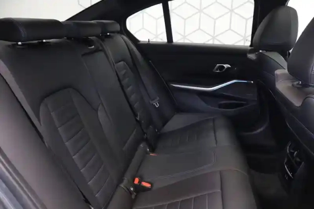 Bmw Serie 3 320d 190 ch bva8 — photo 16