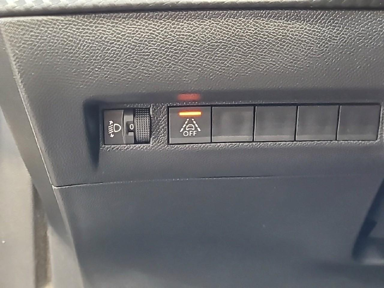 Peugeot 2008 puretech 100 s&s bvm6 allure — photo 26