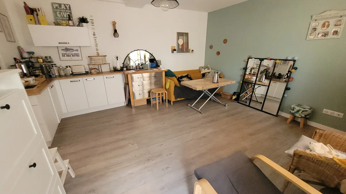 Photo 3