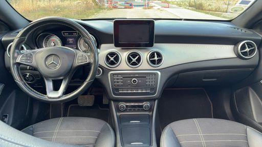 Mercedes Classe CLA 2.1 200 CDI 136 - Sensation – 2015 – 165603 km – Diesel – Boîte Automatique — photo 38