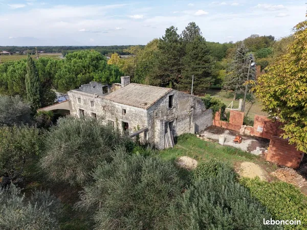 Maison 1 pièce 150 m²