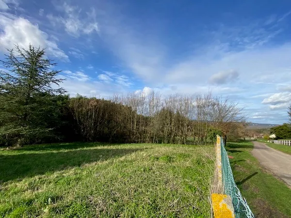 Terrain en individuel 824 m²