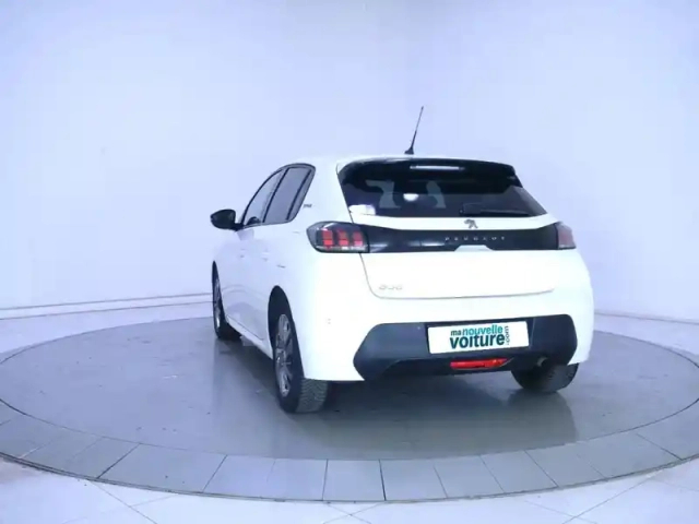Peugeot 208 puretech 100 s&amp;s bvm6 — photo 36