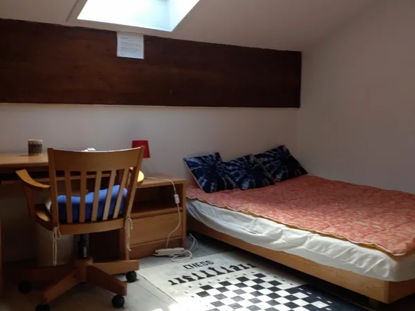 Loue chambre 15m² en colocation dans demeure en pierre - Biviers (38)